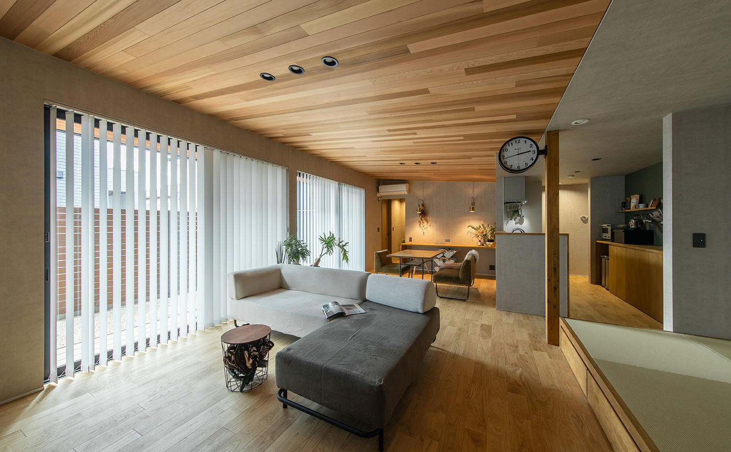 ルポハウス一級建築士事務所 【滋賀/平屋/2000万円台/30坪台/ガルバ/間取り図】時間や季節の変化を楽しむ暮らし。居場所を造る家の建築実例画像3