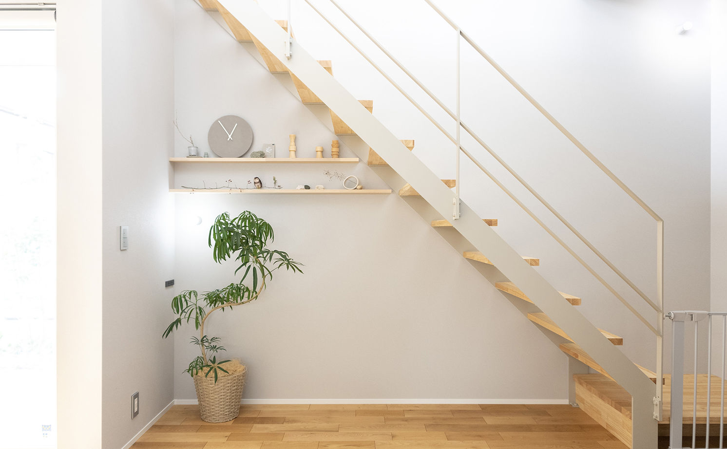 ルポハウス一級建築士事務所 【京都/2000万円台/30坪台/ガルバ/間取り図】サクラ並木をのぞむ「への字屋根」の家の建築実例画像11