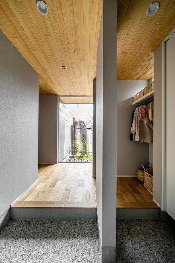 ルポハウス一級建築士事務所 【京都/2000万円台/30坪台/ガルバ/間取り図】サクラ並木をのぞむ「への字屋根」の家の建築実例画像12