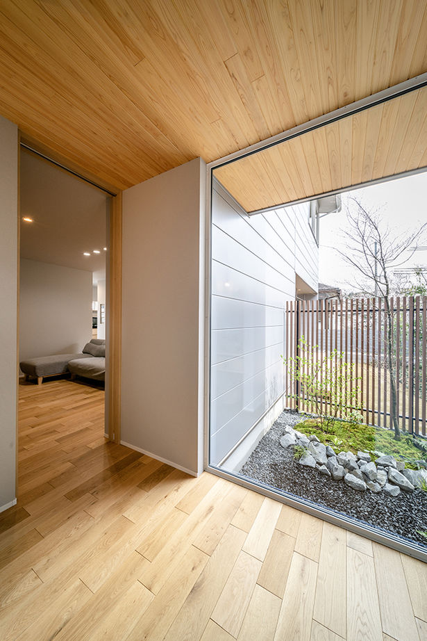 ルポハウス一級建築士事務所 【京都/2000万円台/30坪台/ガルバ/間取り図】サクラ並木をのぞむ「への字屋根」の家の建築実例画像15