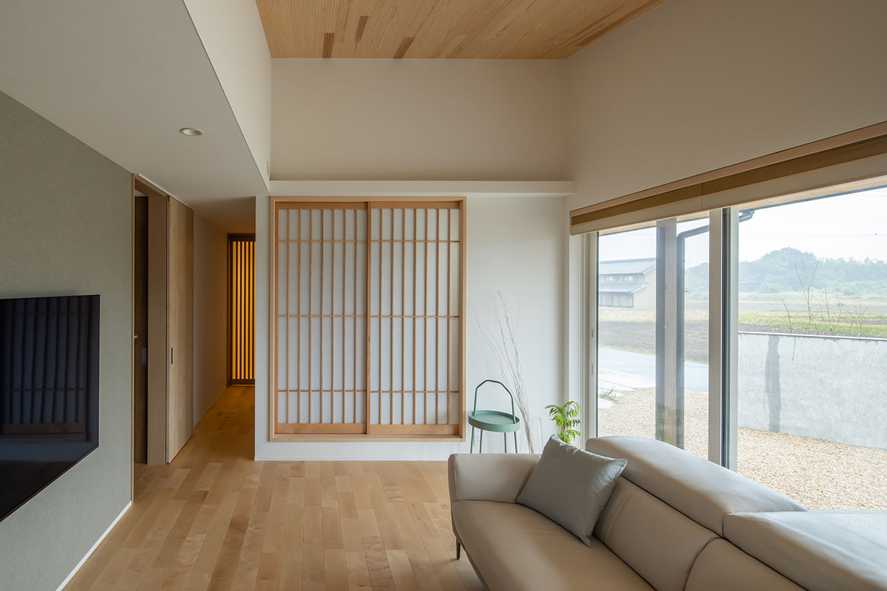 ルポハウス一級建築士事務所 【2000万円台/和モダン/平屋】視界が広がる平屋の家。随所にあしらった木のしつらえに心を癒される毎日の建築実例画像5