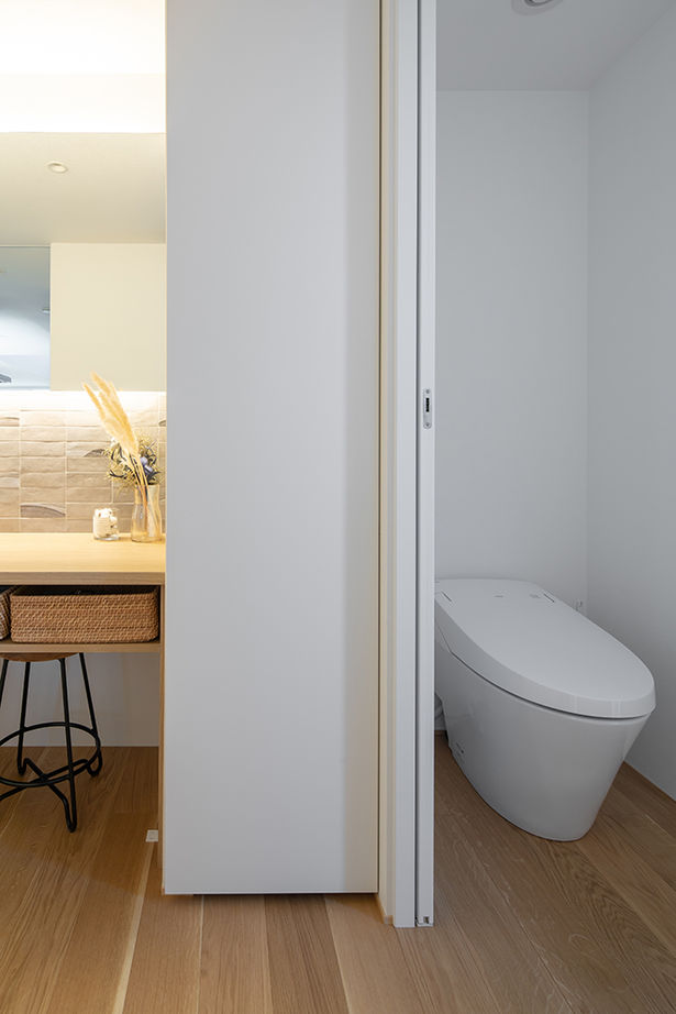 ルポハウス一級建築士事務所 【2000万円台/滋賀/中庭/吹抜け/子育て】二つのお庭がある家。非日常感が漂う暮らし良い住まいの建築実例画像14