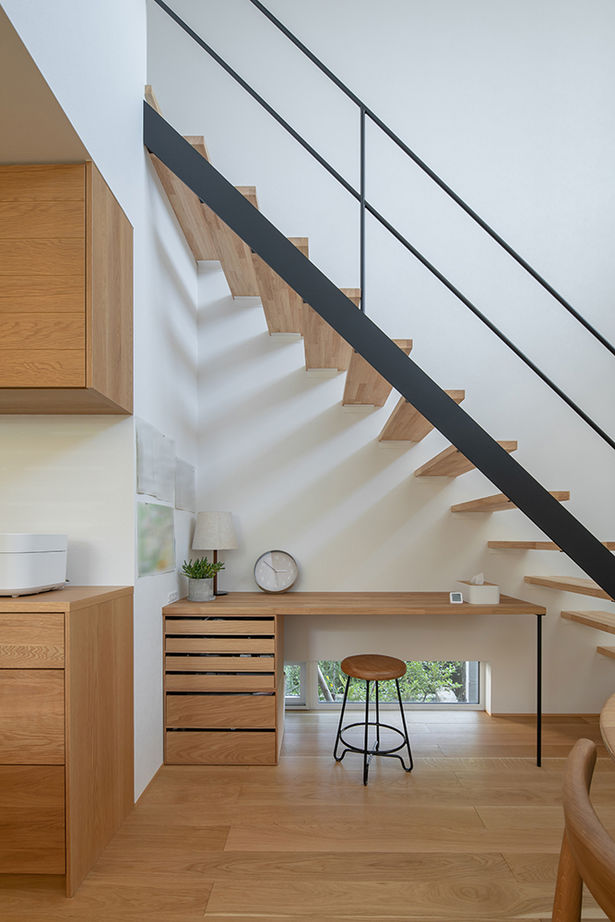 ルポハウス一級建築士事務所 【2000万円台/滋賀/中庭/吹抜け/子育て】二つのお庭がある家。非日常感が漂う暮らし良い住まいの建築実例画像17