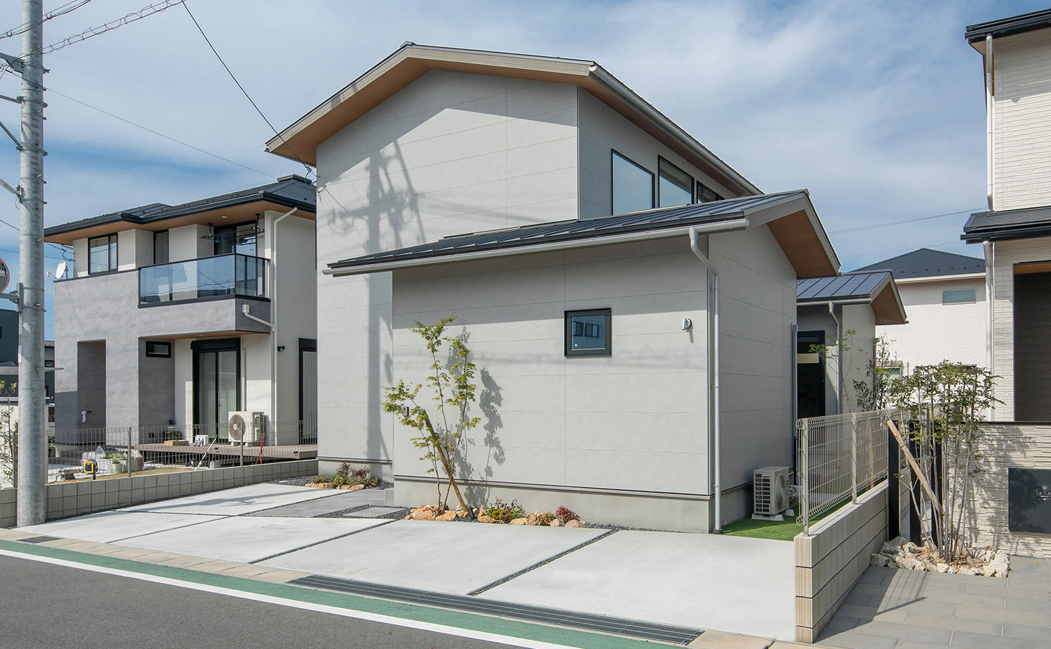 ルポハウス一級建築士事務所 【2000万円台／滋賀県／外観／吹き抜け】グレーの外観に木を合わせたオシャレで目をひく家の建築実例画像20