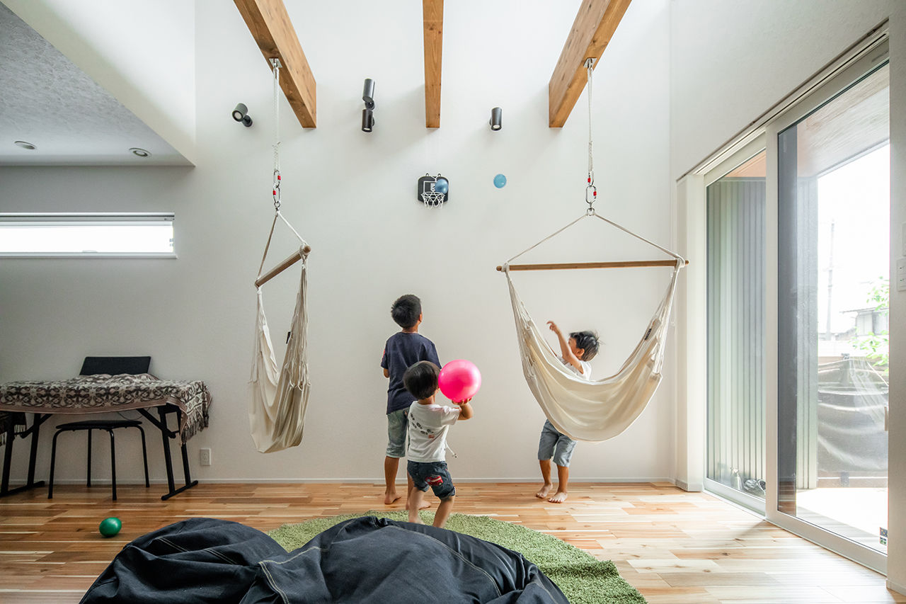 ルポハウス一級建築士事務所 【2000万円台/滋賀/子育て】奥に長い土地を活かし切る設計術。３人の子どもたちが育つ永く暮らす家の建築実例画像4