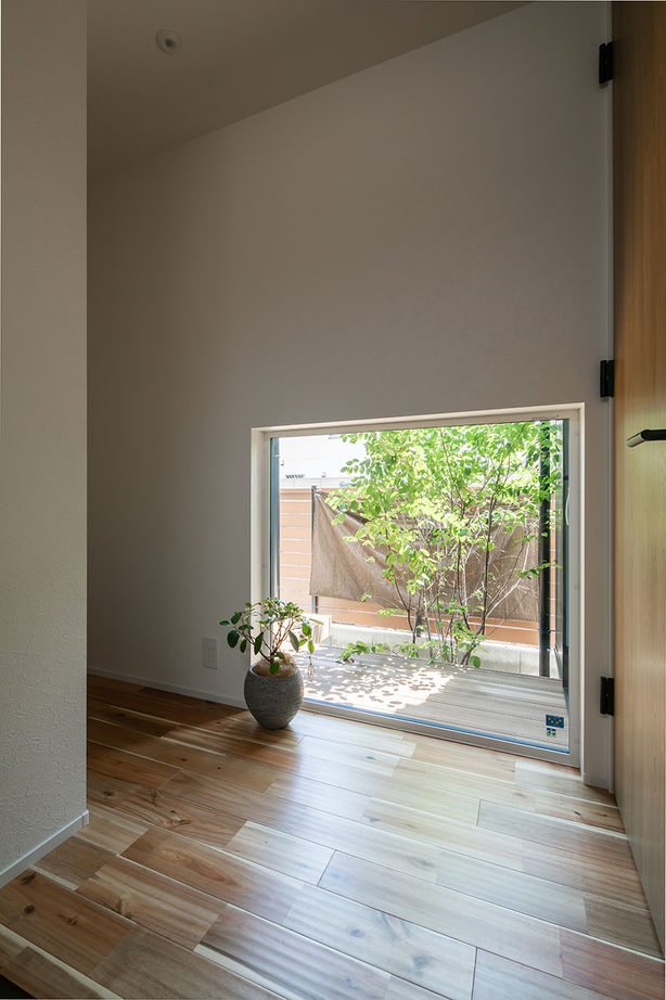 ルポハウス一級建築士事務所 【2000万円台/滋賀/子育て】奥に長い土地を活かし切る設計術。３人の子どもたちが育つ永く暮らす家の建築実例画像9