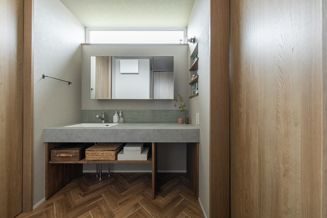 ルポハウス一級建築士事務所 【2000万円台/滋賀/ガルバ】趣味に囲まれたコの字型の家。美しいナチュラルガーデンも実現の建築実例画像8