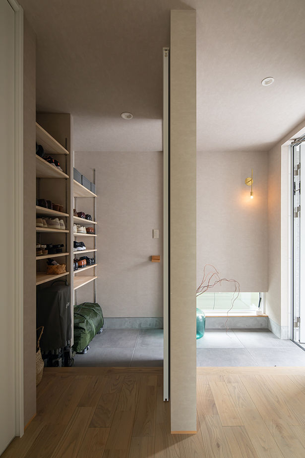 ルポハウス一級建築士事務所 【2000万円台/滋賀/30坪台】新緑を映す家。森の中の美術館で過ごすような至福の時間をカタチにの建築実例画像9