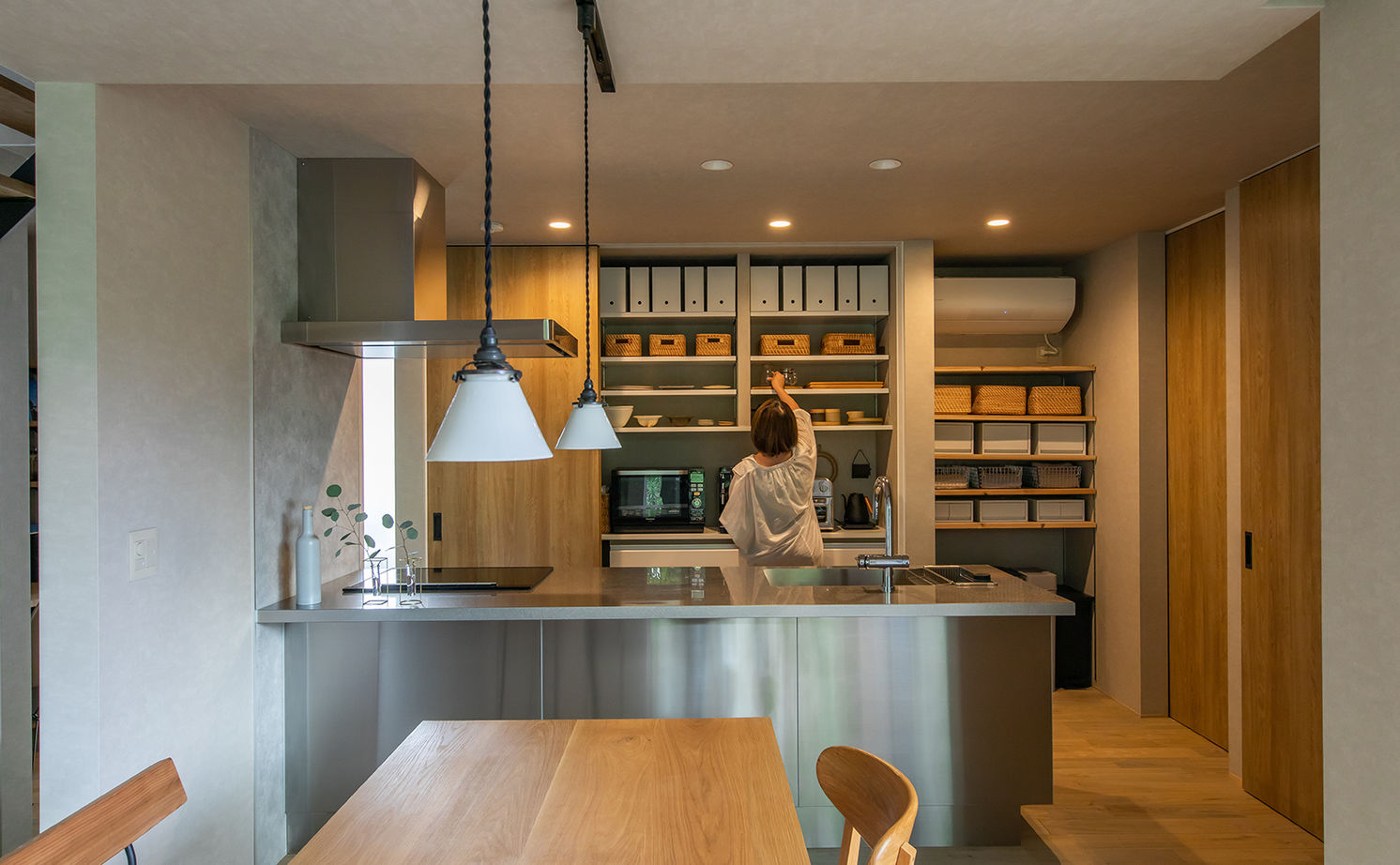 ルポハウス一級建築士事務所 【2000万円台/滋賀/30坪台】新緑を映す家。森の中の美術館で過ごすような至福の時間をカタチにの建築実例画像13