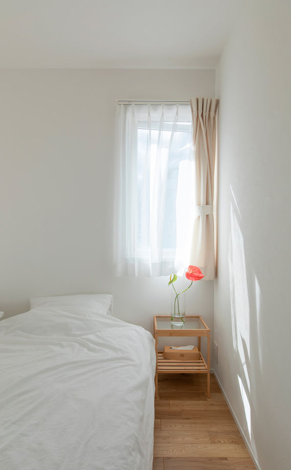 ルポハウス一級建築士事務所 【2000万円台／滋賀／2階リビング／子育て】大きな窓から季節を近くに感じられる、琵琶湖を望む家の建築実例画像12