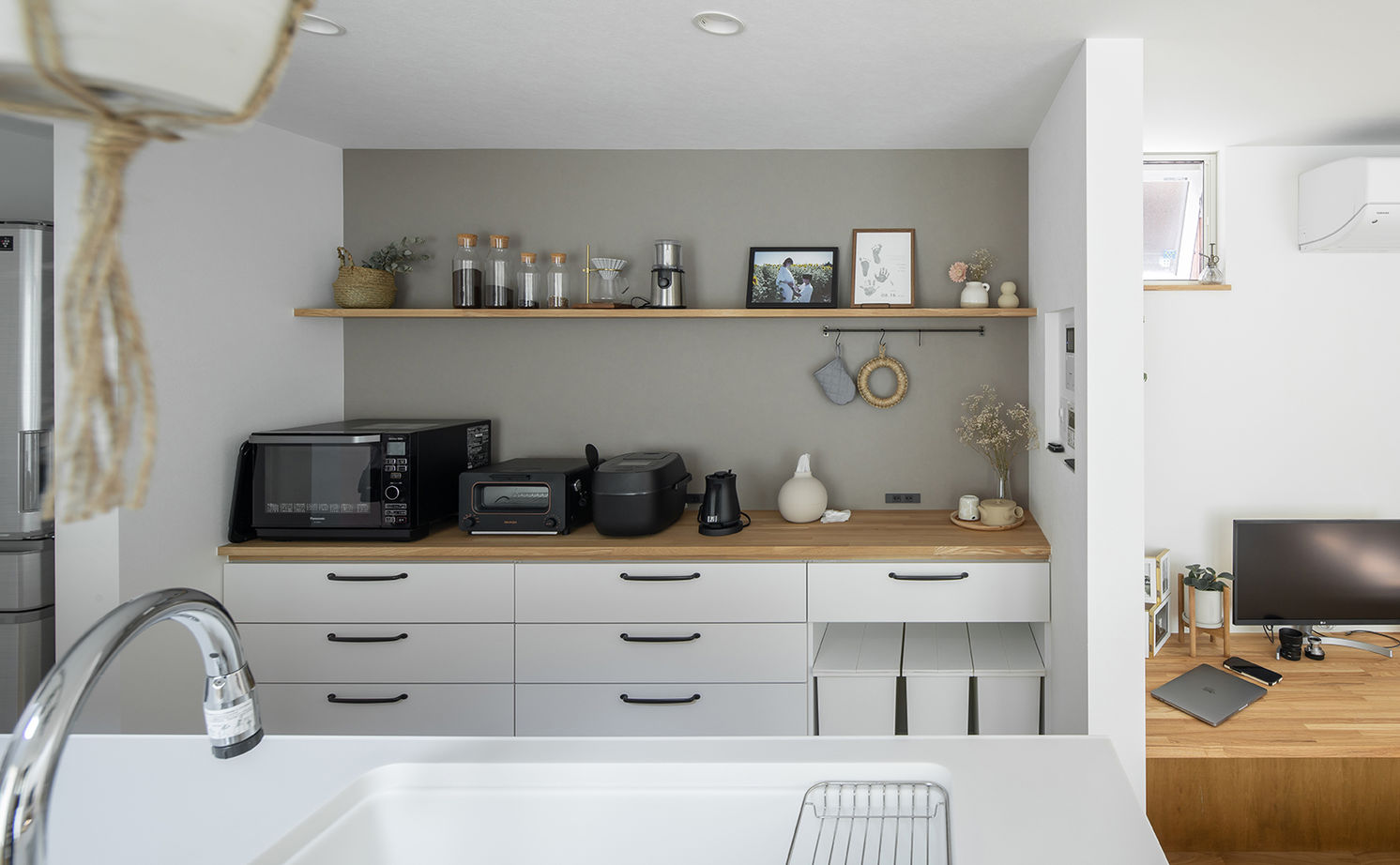 ルポハウス一級建築士事務所 【2000万円台/滋賀/子育て/和風モダン】仕事も家事も、お家時間も。こだわり詰まった、とんがり屋根の家の建築実例画像5