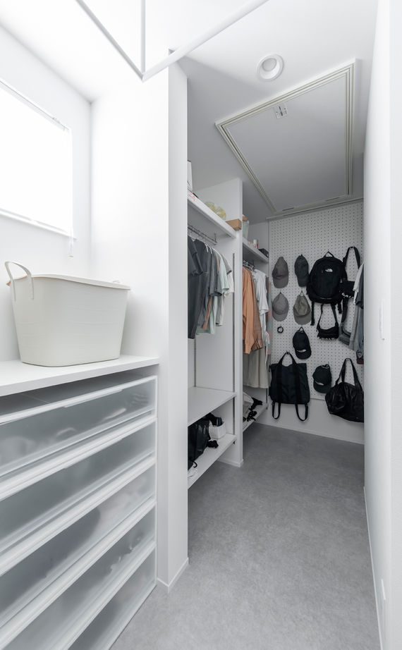 ルポハウス一級建築士事務所 【2000万円台／滋賀／平屋／中庭】本物の素材にこだわった、デザインと機能面が両立した平屋の建築実例画像15