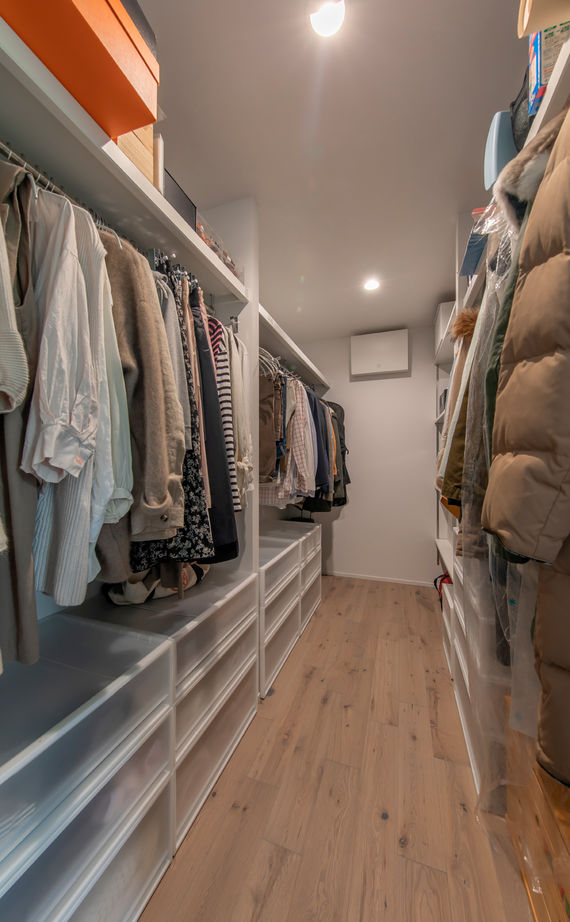 ルポハウス一級建築士事務所 【2000万円台／滋賀／平屋／中庭】本物の素材にこだわった、デザインと機能面が両立した平屋の建築実例画像16