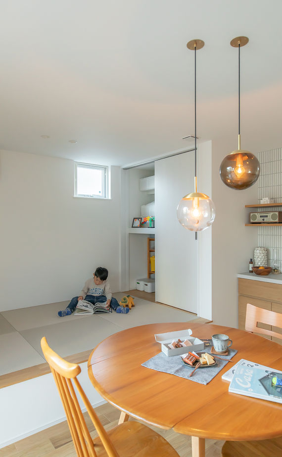 ルポハウス一級建築士事務所 【滋賀/2000万円台/吹抜け】おしゃれなインテリアが光るジャパンディスタイルの家。使い勝手の良い畳書斎もの建築実例画像10