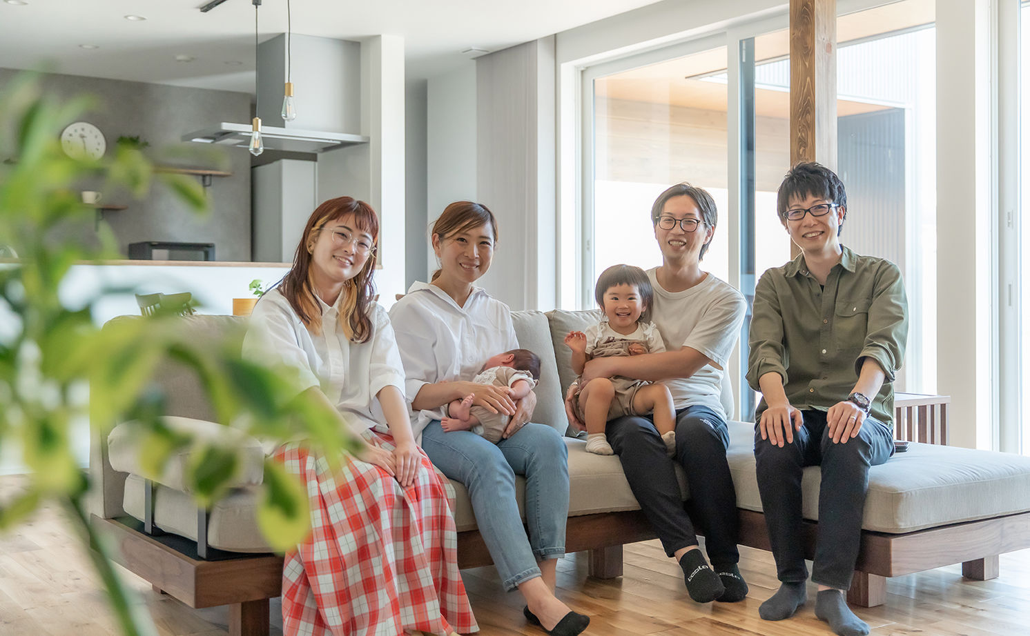 ルポハウス一級建築士事務所 【滋賀/平屋/2000万円台】ナチュラルな室内には遊び心あふれる書斎。異素材の外観が映えるL字型の平屋の建築実例画像20