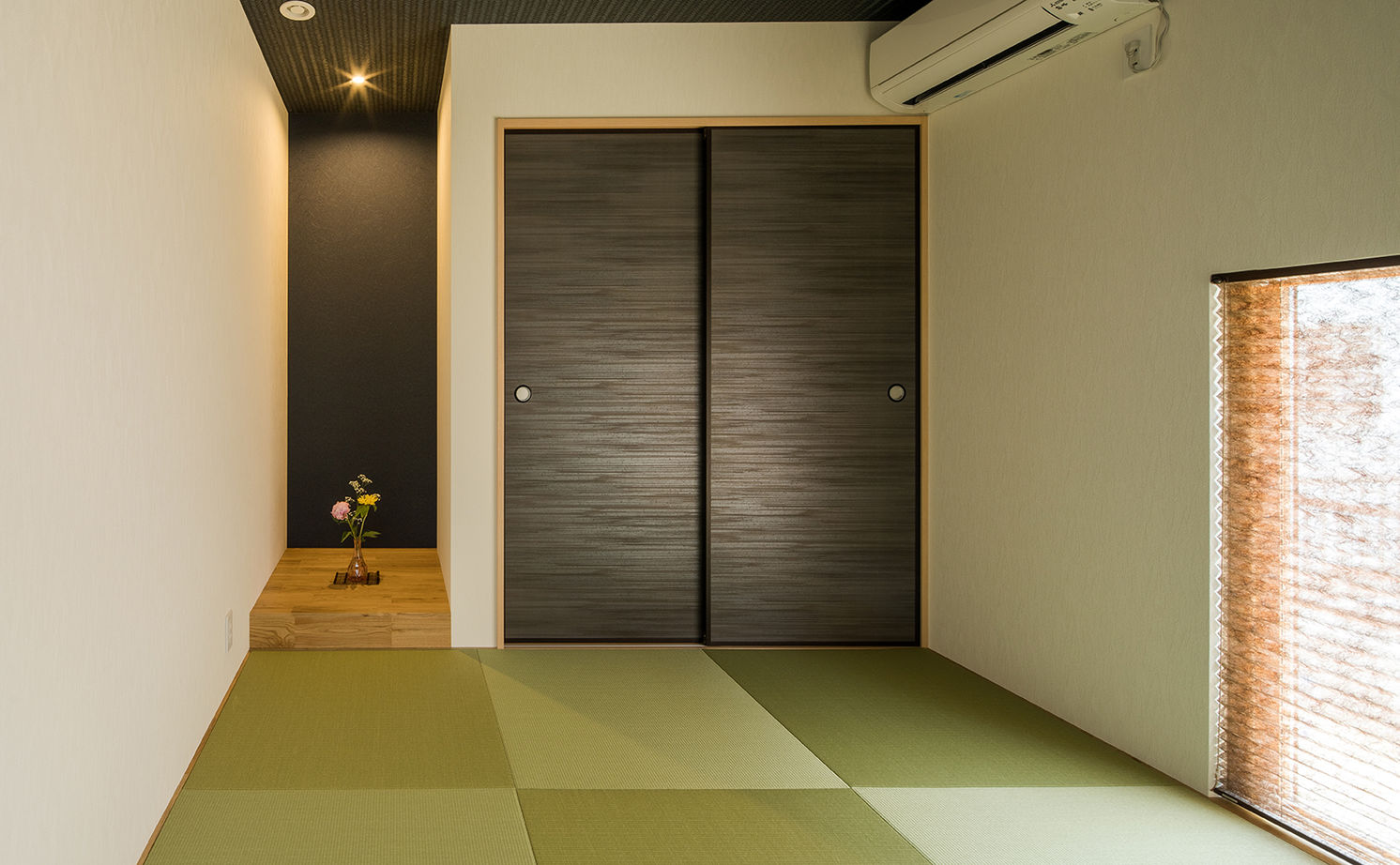 ルポハウス一級建築士事務所 【滋賀/2000万円台/間取り図】横ガルバのガレージハウス。アンティークパイン＆デニムクロスの空間で寛ぐの建築実例画像15