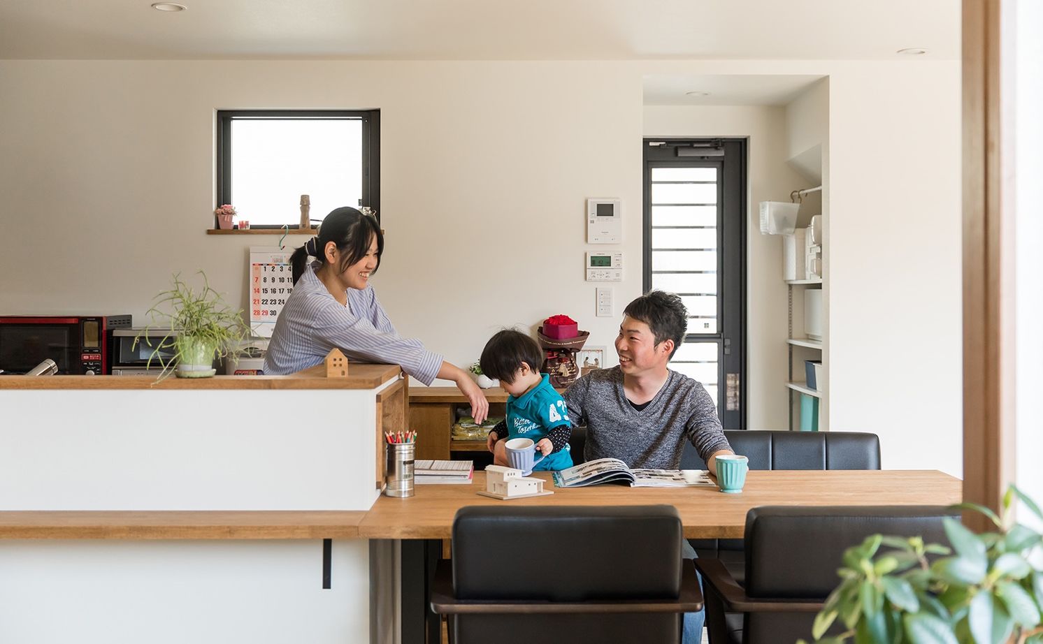 ルポハウス一級建築士事務所 【京都/1954万円】障子でつながる和モダンな家。ガルバリウムと木塀でシンプルでカッコイイ外観にの建築実例画像6