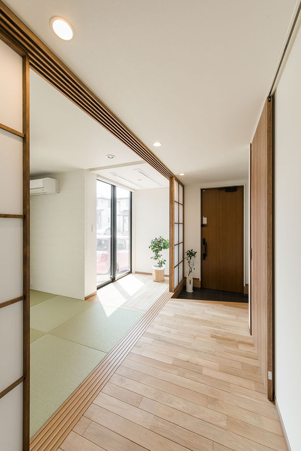 ルポハウス一級建築士事務所 【京都/1954万円】障子でつながる和モダンな家。ガルバリウムと木塀でシンプルでカッコイイ外観にの建築実例画像12