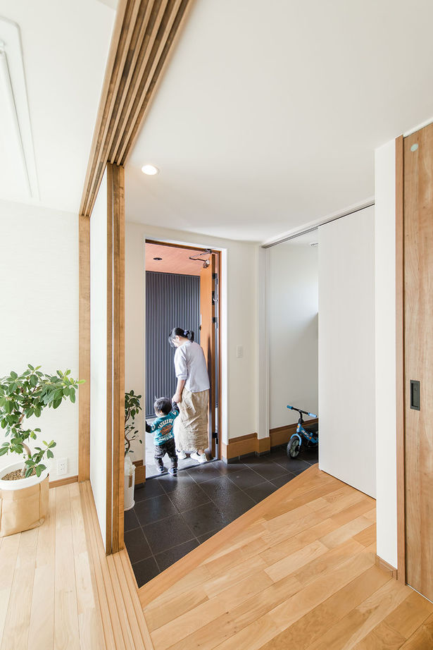 ルポハウス一級建築士事務所 【京都/1954万円】障子でつながる和モダンな家。ガルバリウムと木塀でシンプルでカッコイイ外観にの建築実例画像14