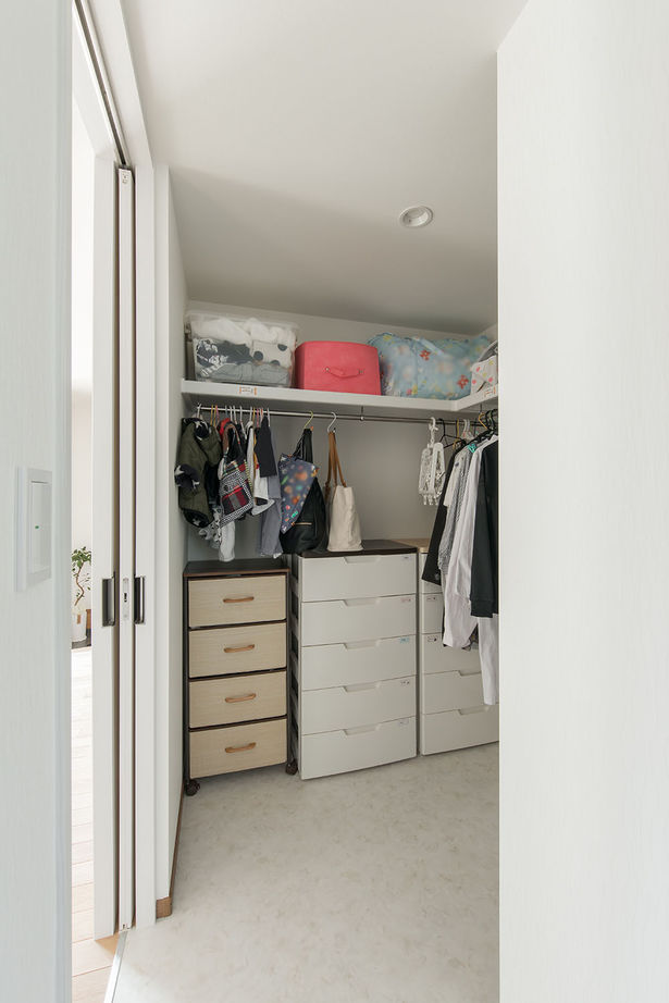 ルポハウス一級建築士事務所 【京都/1954万円】障子でつながる和モダンな家。ガルバリウムと木塀でシンプルでカッコイイ外観にの建築実例画像16