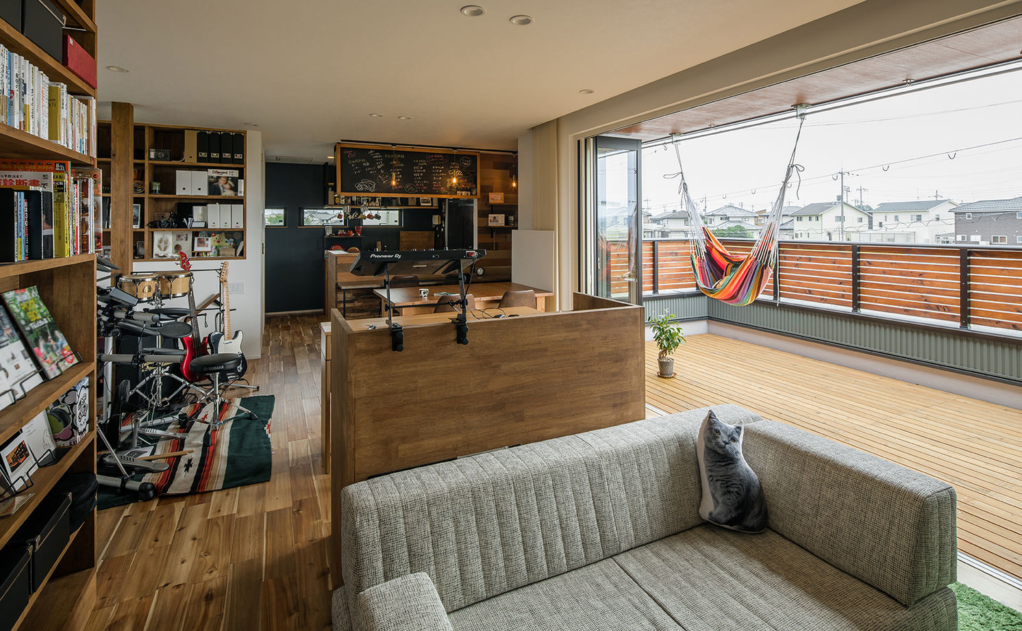 ルポハウス一級建築士事務所 【2000万円台/滋賀/子育て/２階リビング】隠し部屋のある楽しい家。遊び心＋生活重視の間取りが快適の建築実例画像3