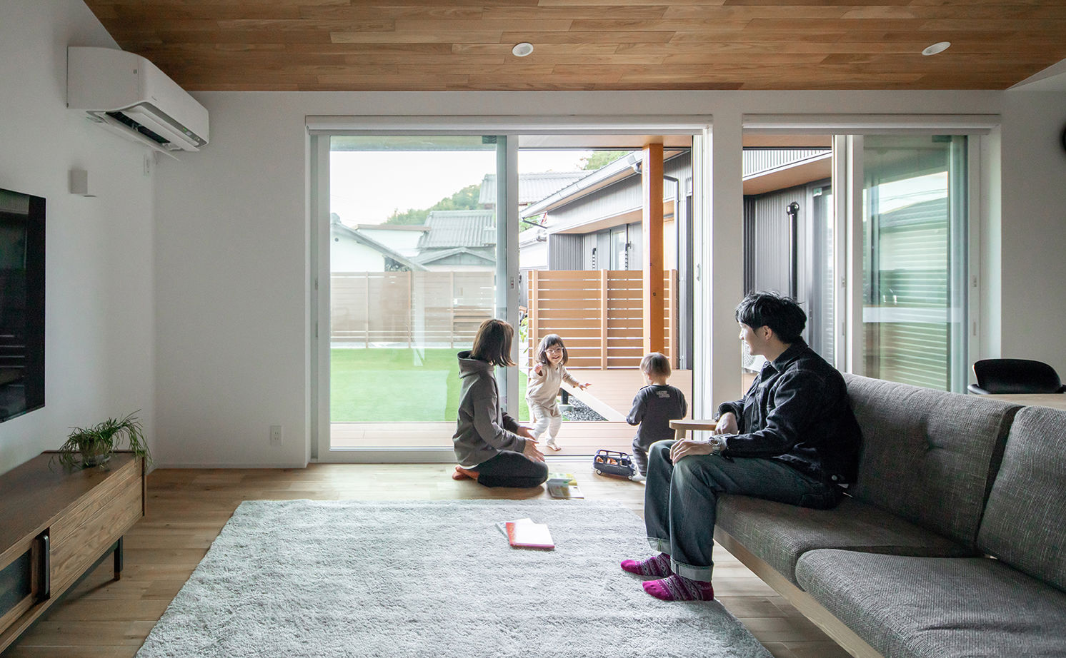 ルポハウス一級建築士事務所 【滋賀/平屋/2000万円台/40坪台/間取り図】広い庭を囲むL字の平屋。季節で変わる陽射しを考えた繊細な設計の建築実例画像3