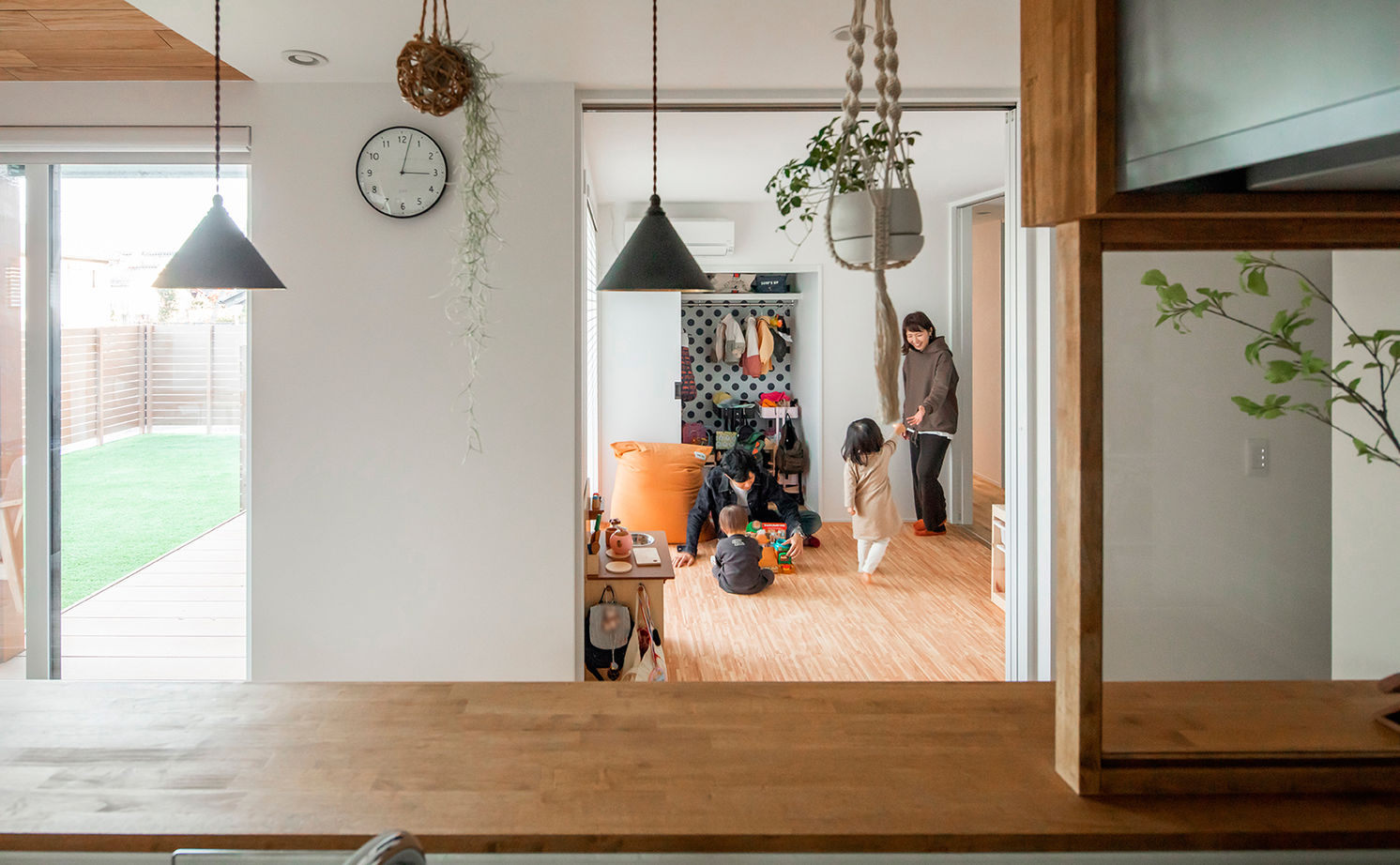 ルポハウス一級建築士事務所 【滋賀/平屋/2000万円台/40坪台/間取り図】広い庭を囲むL字の平屋。季節で変わる陽射しを考えた繊細な設計の建築実例画像6