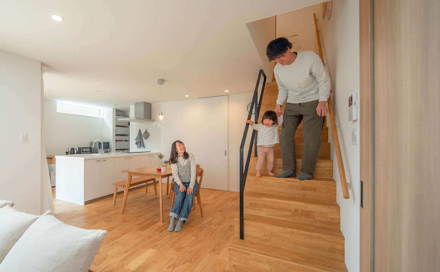 ルポハウス一級建築士事務所 【2000万円台／滋賀／2階建て／吹抜け】時代に左右されない、永く愛せるシンプルなデザインが魅力の家の建築実例画像6