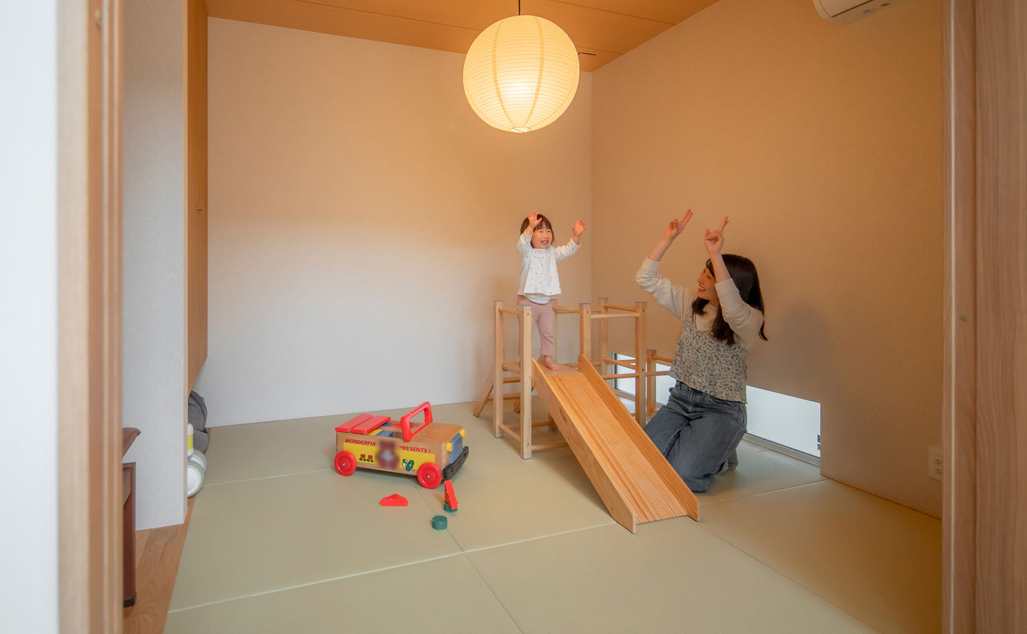 ルポハウス一級建築士事務所 【2000万円台／滋賀／2階建て／吹抜け】時代に左右されない、永く愛せるシンプルなデザインが魅力の家の建築実例画像12