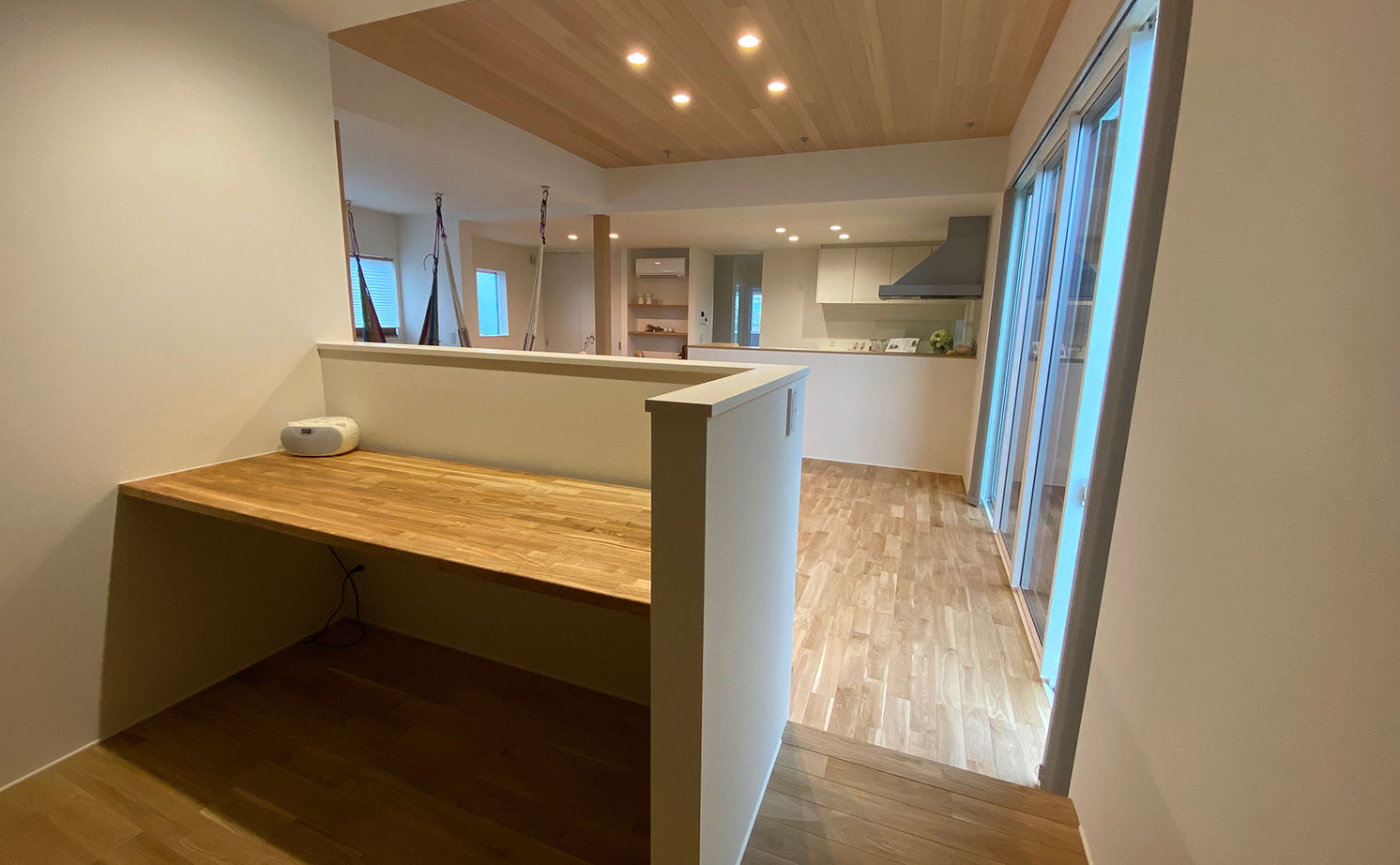 米田木材 【サウナとハンモックのある家】おうち時間がもっと楽しくなる！平屋でのびのび自然体で過ごせる住まいの建築実例画像5