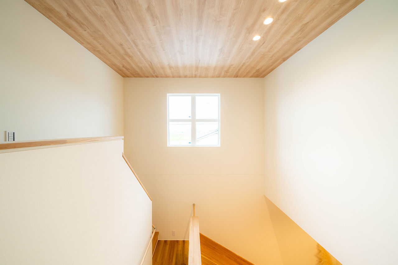 米田木材 【すべり台のある家】やさしい光と笑顔が満ちる、暮らしに遊び心が息づく住まいの建築実例画像5