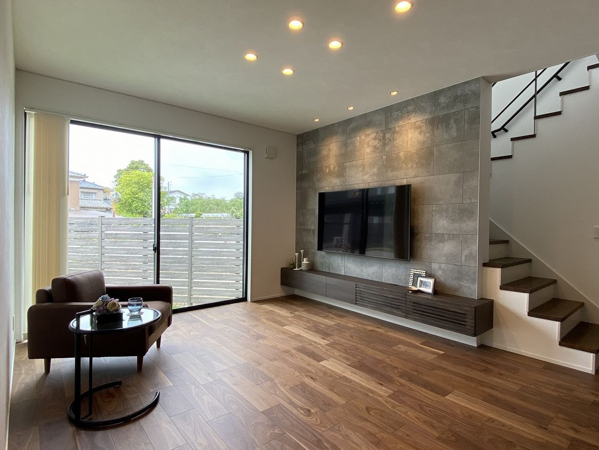 アンドクリエイト リビング階段のあるホテルライクモダンな家の建築実例画像2