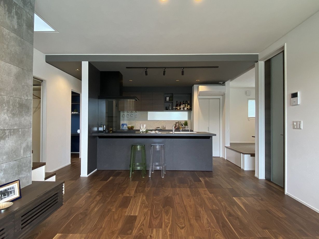 アンドクリエイト リビング階段のあるホテルライクモダンな家の建築実例画像3