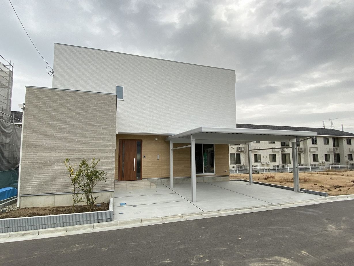 アンドクリエイト スクエア型のスタイリッシュな外観とモダンインテリアが美しい家の建築実例画像4