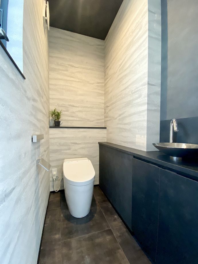 アンドクリエイト キッチンを中心に優雅な空間が広がる、ラグジュアリーな住まいの建築実例画像7