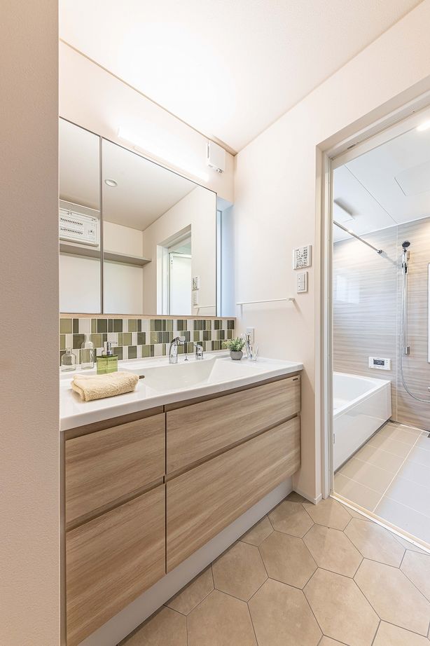 アンドクリエイト 開放感と落ち着きを追求した、高級感溢れる住まいの建築実例画像9