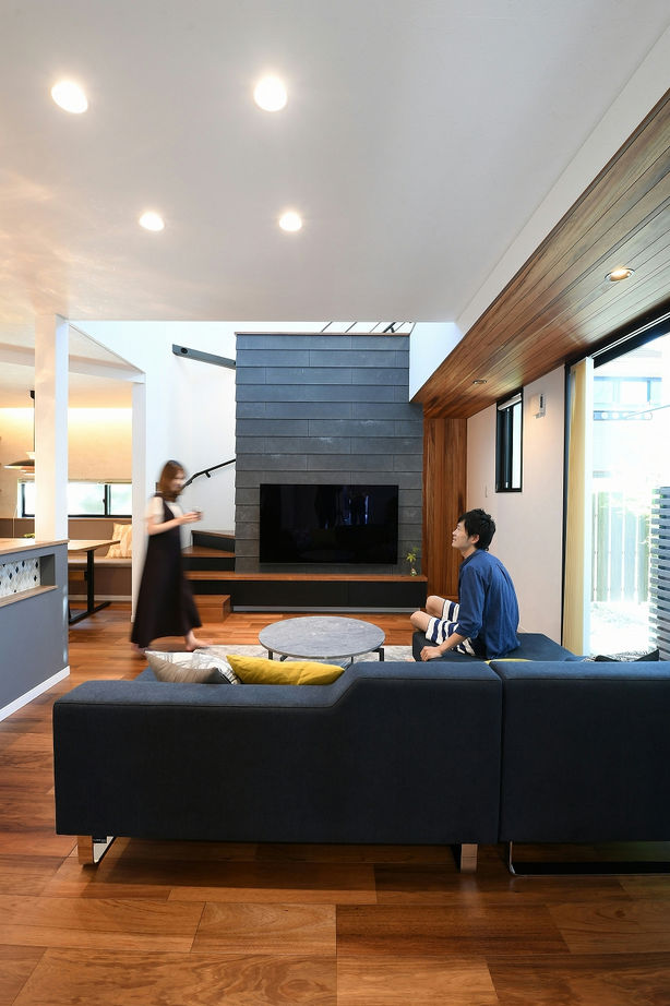 アンドクリエイト テクスチャーにこだわった、アーバンな上質空間の建築実例画像4