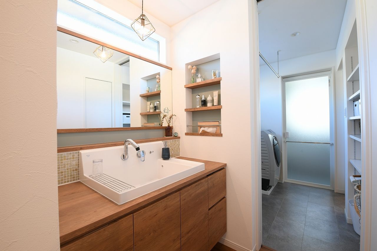 アンドクリエイト テクスチャーにこだわった、アーバンな上質空間の建築実例画像8