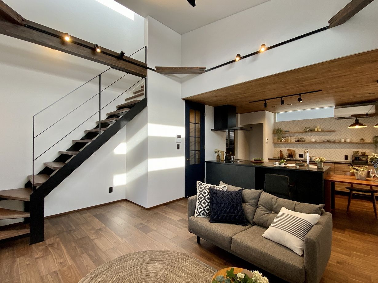 アンドクリエイト ニューヨークの歴史あるホテルのようなインテリアデザインの家の建築実例画像4