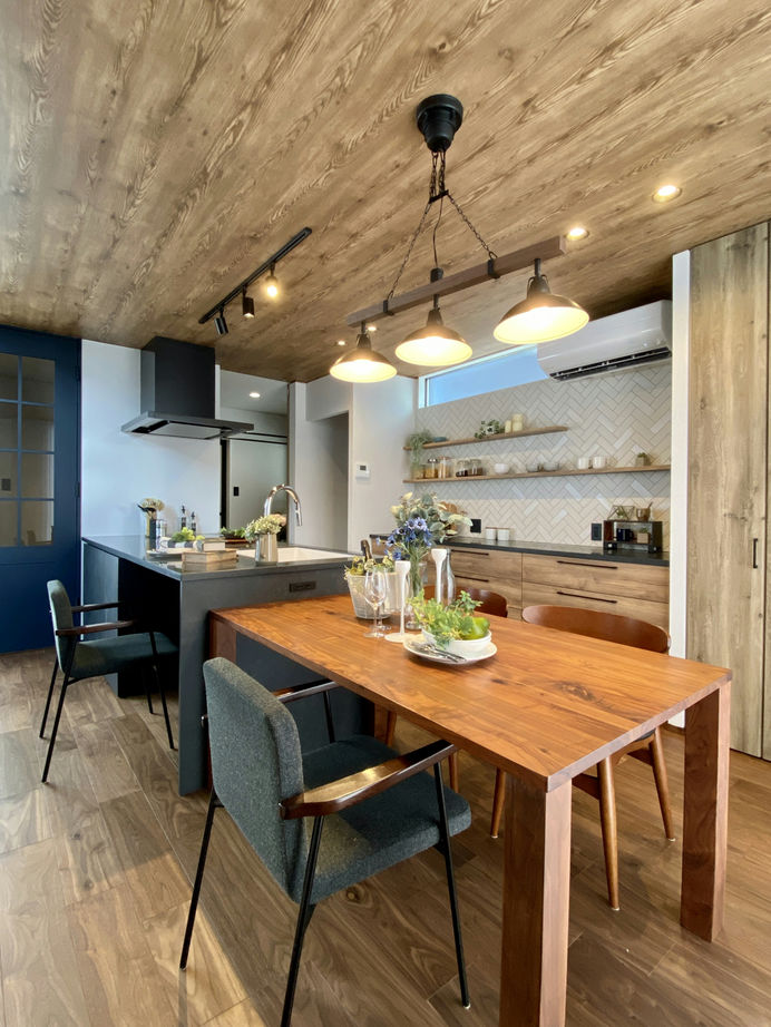 アンドクリエイト ニューヨークの歴史あるホテルのようなインテリアデザインの家の建築実例画像6