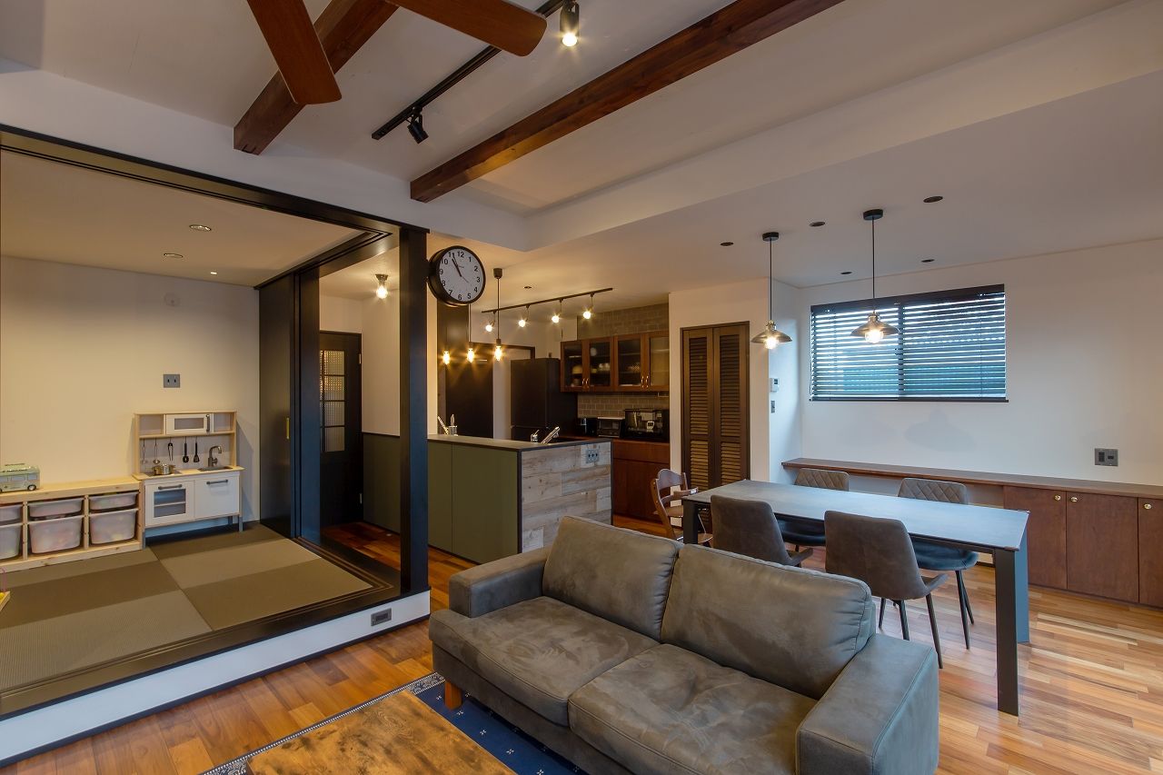 アンドクリエイト 古き良きヨーロッパの雰囲気を感じさせるレトロテイストのお家の建築実例画像2