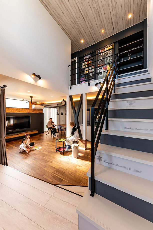 アンドクリエイト デザイン性の高い空間と使い勝手のよい生活動線。好きに囲まれながら暮らしやすさを叶えた住まいの建築実例画像2