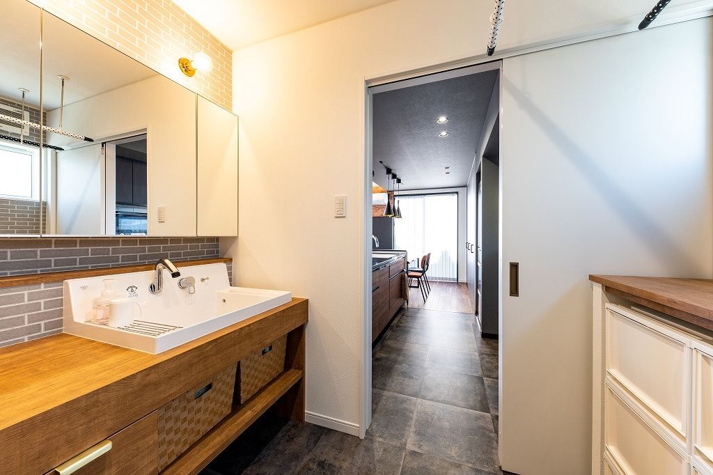 アンドクリエイト デザイン性の高い空間と使い勝手のよい生活動線。好きに囲まれながら暮らしやすさを叶えた住まいの建築実例画像9