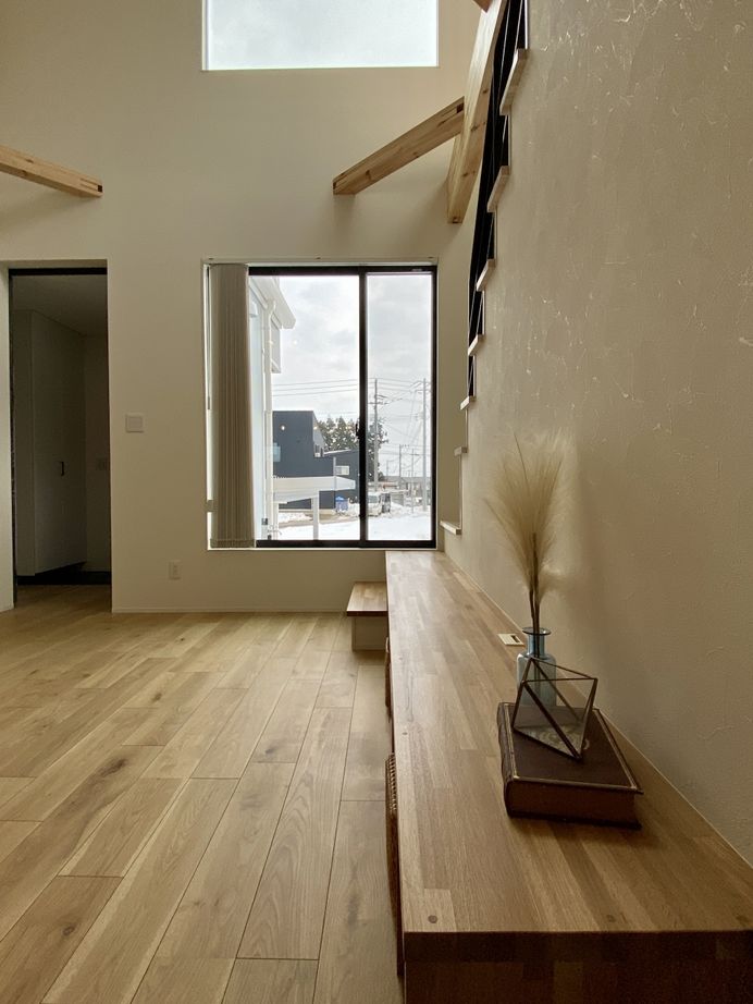 アンドクリエイト 開放感があるのにあたたかい。空間と家族がつながるちょうどいい住まいの建築実例画像2