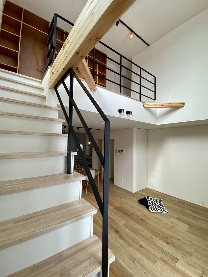 アンドクリエイト 開放感があるのにあたたかい。空間と家族がつながるちょうどいい住まいの建築実例画像3