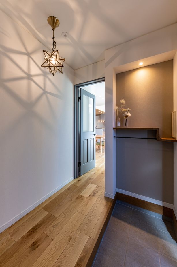 アンドクリエイト デッキ&庭へと空間が連続する、子どもたちが自由に遊べる家の建築実例画像6