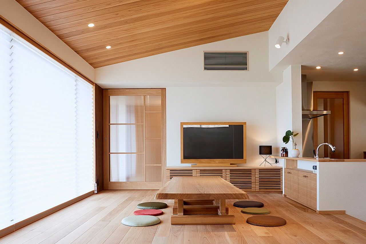 ONE and ALL 【岐阜市｜L字型×平屋×約30坪】懐かしさ漂う和モダンな平屋「家事の最中も見晴らしを楽しんでいます」の建築実例画像9