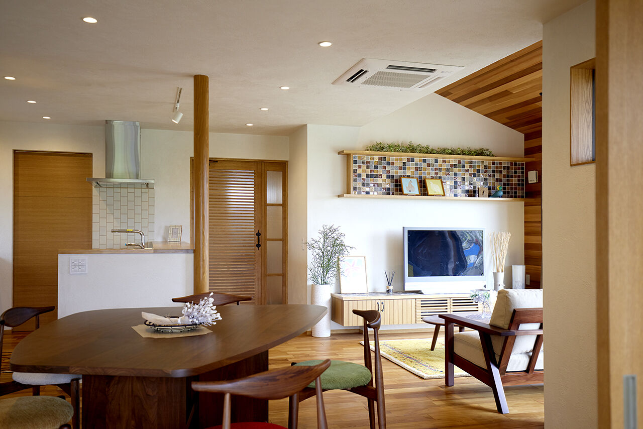 ONE and ALL 【岐阜県｜和モダン】質感豊かな素材で紡ぐ上質なデザイン。光と開放感に包まれて過ごす心地よい毎日の建築実例画像4