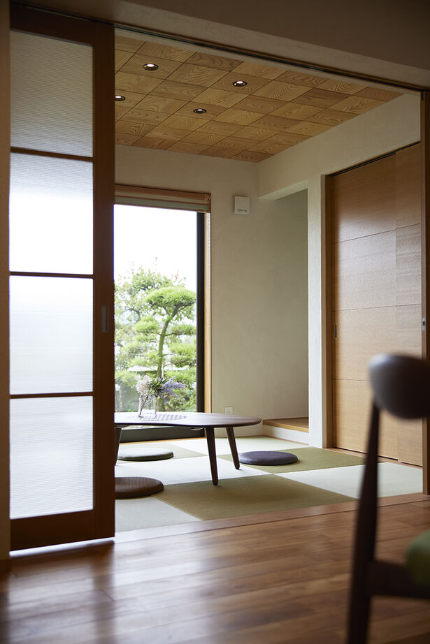 ONE and ALL 【岐阜県｜和モダン】質感豊かな素材で紡ぐ上質なデザイン。光と開放感に包まれて過ごす心地よい毎日の建築実例画像5