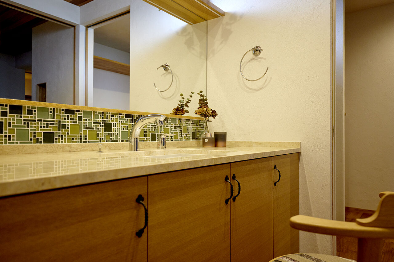 ONE and ALL 【岐阜県｜和モダン】質感豊かな素材で紡ぐ上質なデザイン。光と開放感に包まれて過ごす心地よい毎日の建築実例画像9